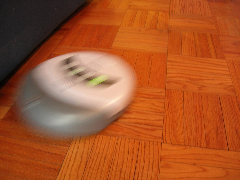 Guía práctica sobre los robots aspiradores iRobot Roomba: modelos, mantenimiento y dónde conseguir recambios en España
