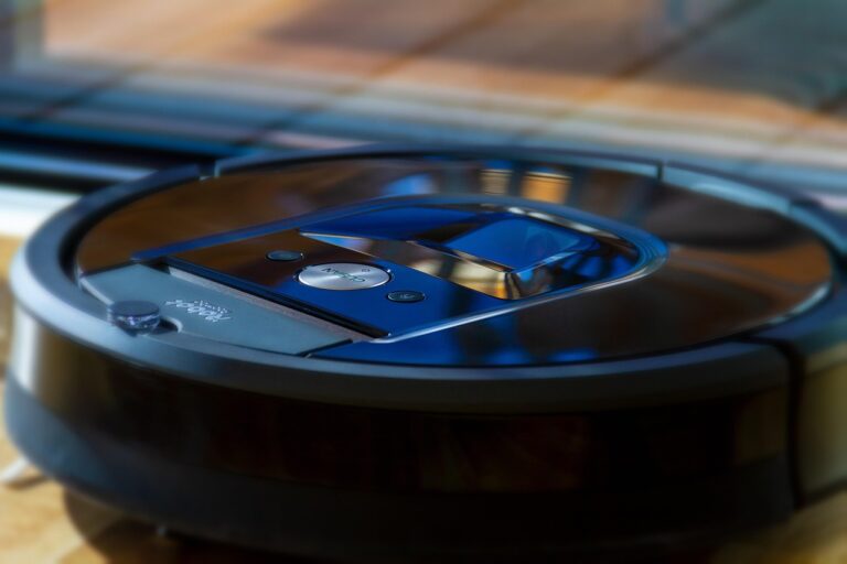Guía práctica sobre los robots aspiradores iRobot Roomba: elegir, mantener y alargar su vida útil